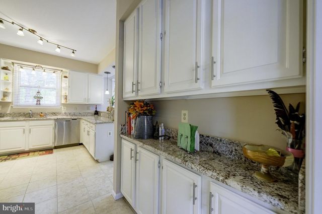 15469 CAGNEY CT, Woodbridge, VA 22193