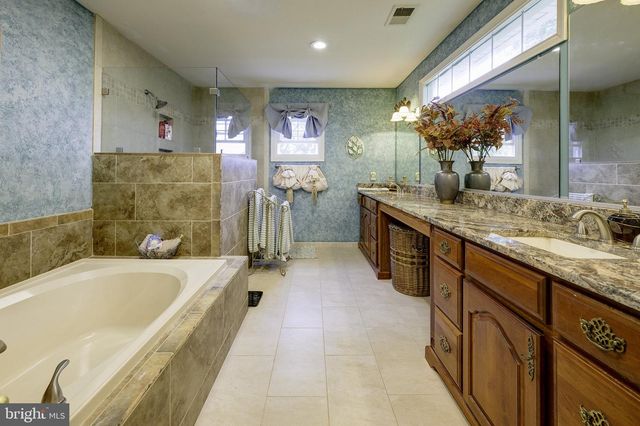 15469 CAGNEY CT, Woodbridge, VA 22193