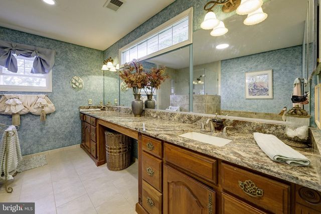 15469 CAGNEY CT, Woodbridge, VA 22193