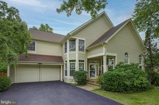 15469 CAGNEY CT, Woodbridge, VA 22193