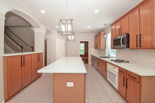 3310 Lily Pond Court, Missouri City, TX 77459