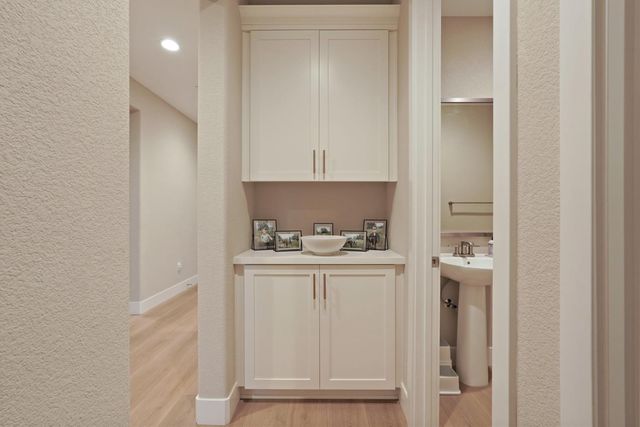 2784 Grove St, Lodi, CA 95242