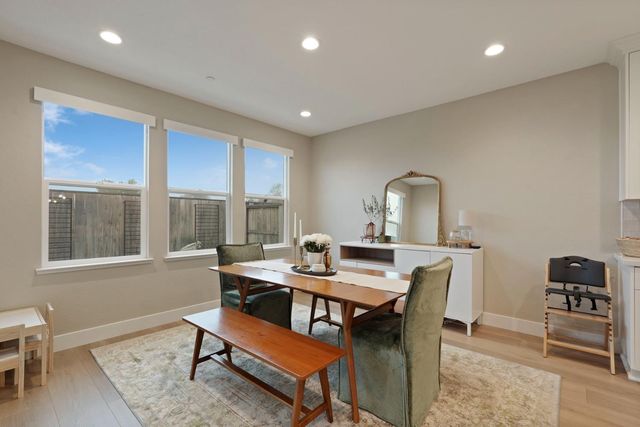 2784 Grove St, Lodi, CA 95242