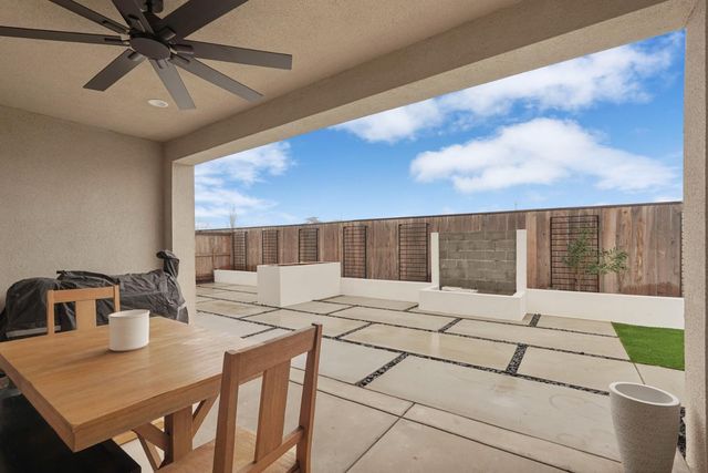 2784 Grove St, Lodi, CA 95242