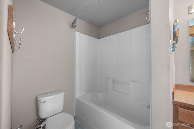 107 N Green Street, Centralia, WA 98531