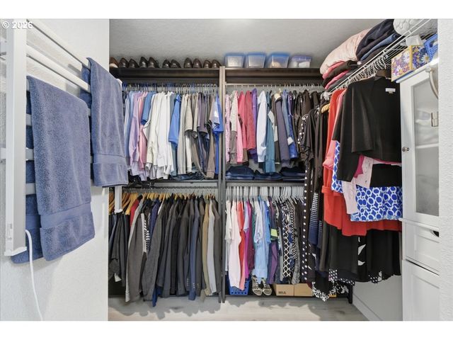 8146 Sw LORI Way, Beaverton, OR 97007