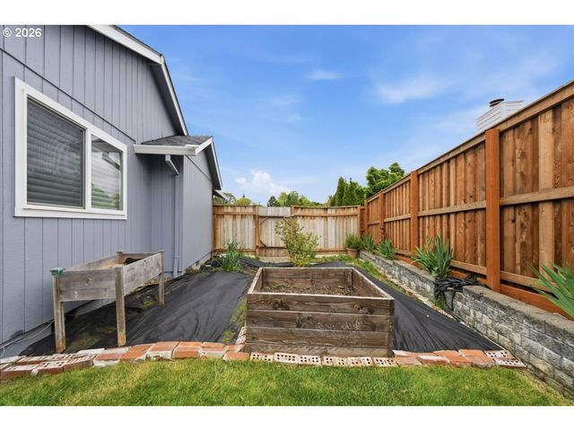 8146 Sw LORI Way, Beaverton, OR 97007