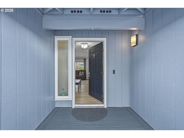8146 Sw LORI Way, Beaverton, OR 97007
