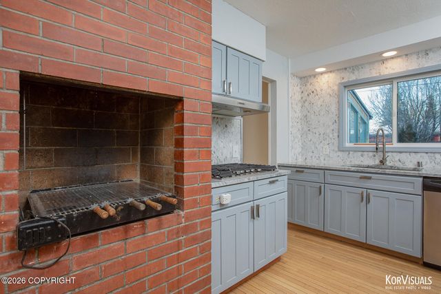 2540 Lord Baranof Drive, Anchorage, AK 99517