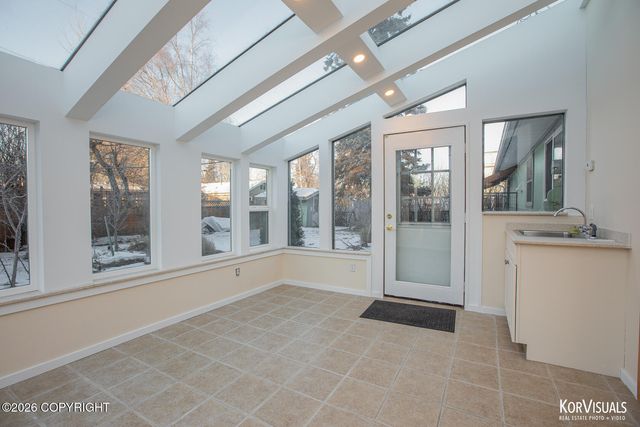 2540 Lord Baranof Drive, Anchorage, AK 99517