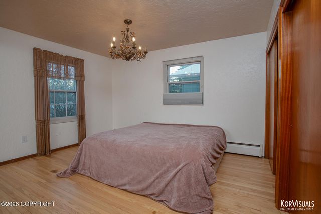 2540 Lord Baranof Drive, Anchorage, AK 99517