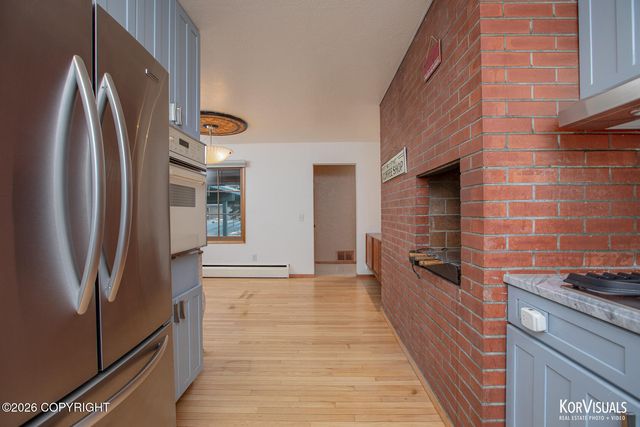 2540 Lord Baranof Drive, Anchorage, AK 99517