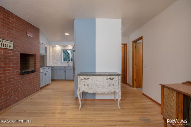 2540 Lord Baranof Drive, Anchorage, AK 99517