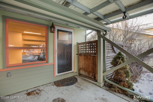 2540 Lord Baranof Drive, Anchorage, AK 99517