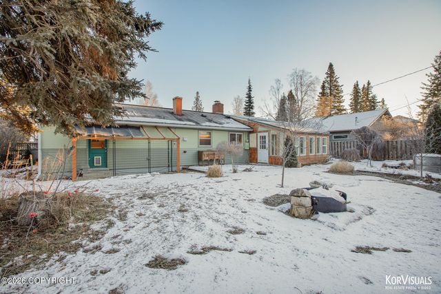 2540 Lord Baranof Drive, Anchorage, AK 99517