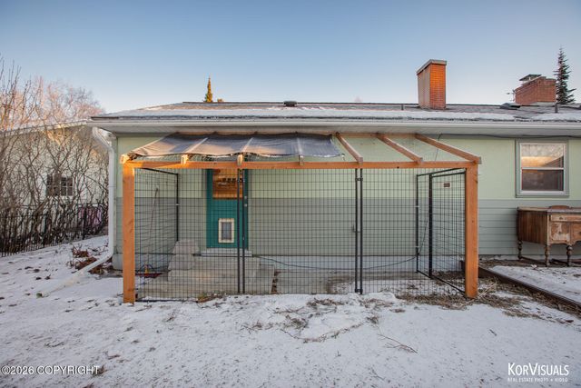 2540 Lord Baranof Drive, Anchorage, AK 99517