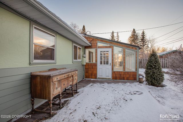 2540 Lord Baranof Drive, Anchorage, AK 99517