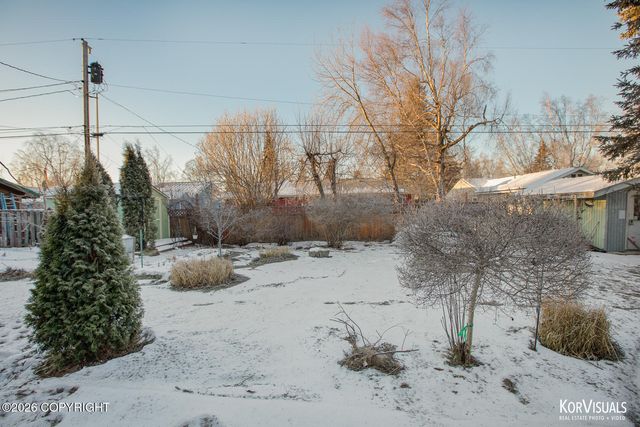 2540 Lord Baranof Drive, Anchorage, AK 99517