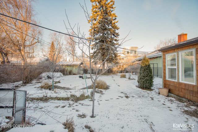 2540 Lord Baranof Drive, Anchorage, AK 99517