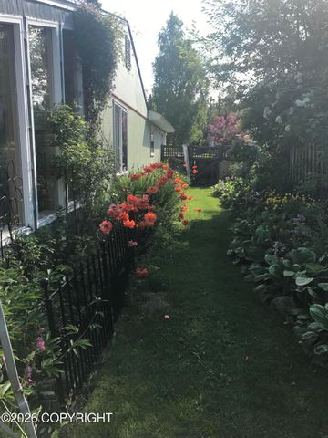 2540 Lord Baranof Drive, Anchorage, AK 99517