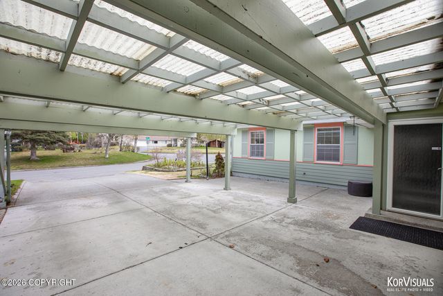 2540 Lord Baranof Drive, Anchorage, AK 99517