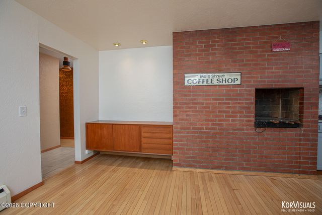 2540 Lord Baranof Drive, Anchorage, AK 99517