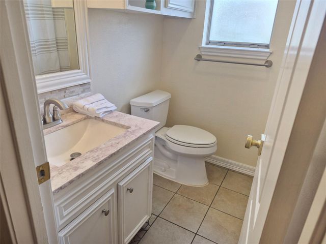 54 Aloe Vera Court, Lake Jackson, TX 77566