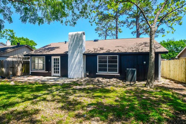 19919 Burle Oak Drive, Humble, TX 77346