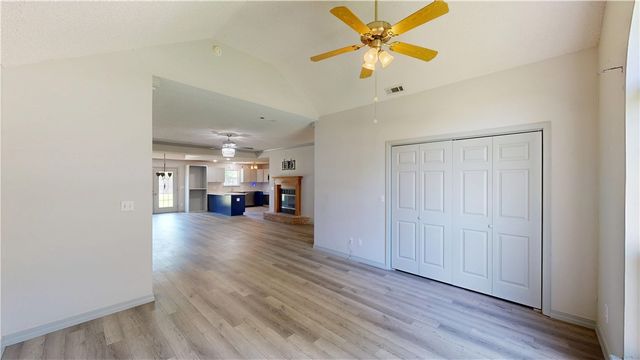 34 N Letitia Avenue, Fayetteville, AR 72701