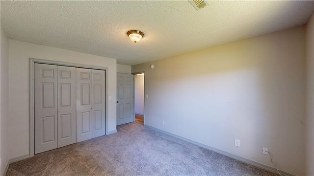 34 N Letitia Avenue, Fayetteville, AR 72701