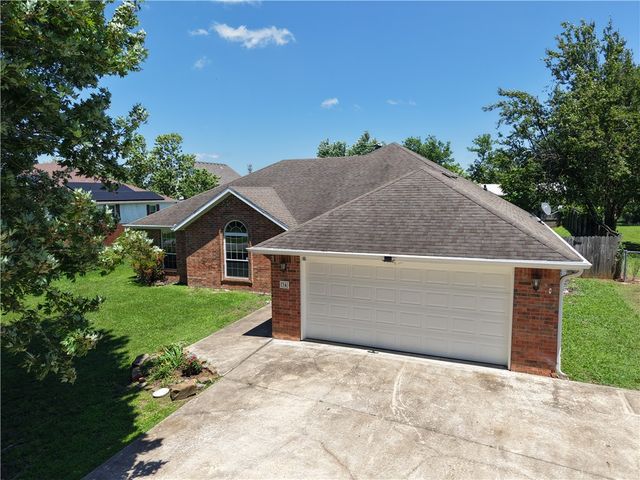 34 N Letitia Avenue, Fayetteville, AR 72701