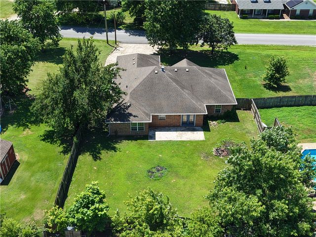 34 N Letitia Avenue, Fayetteville, AR 72701