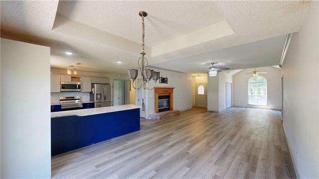 34 N Letitia Avenue, Fayetteville, AR 72701