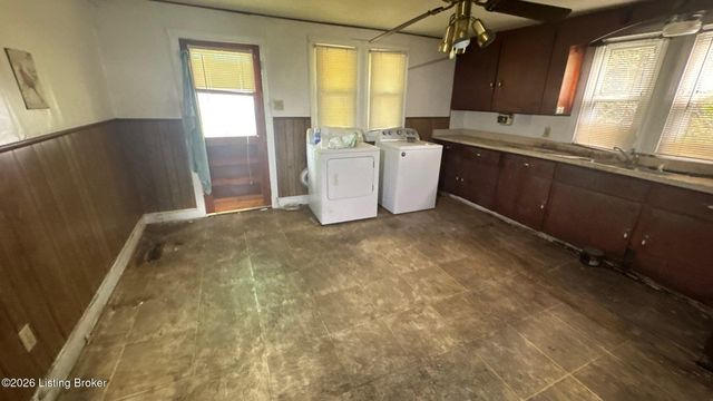 4610 Crawford Ave, Louisville, KY 40258