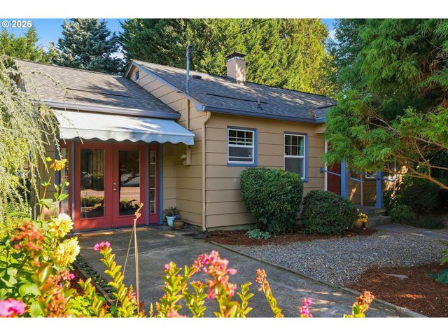 9715 N SYRACUSE St, Portland, OR 97203