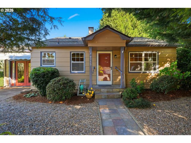 9715 N SYRACUSE St, Portland, OR 97203