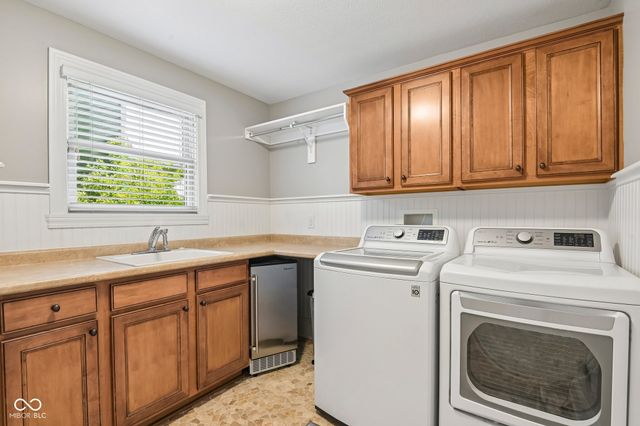 14668 Whispering Breeze Drive, Fishers, IN 46037