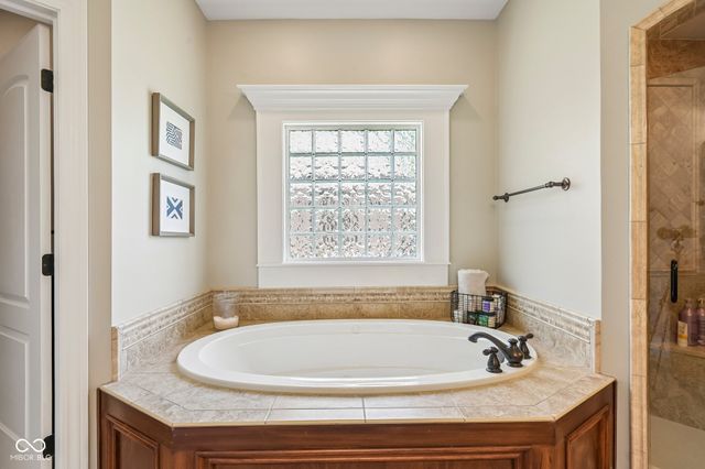 14668 Whispering Breeze Drive, Fishers, IN 46037