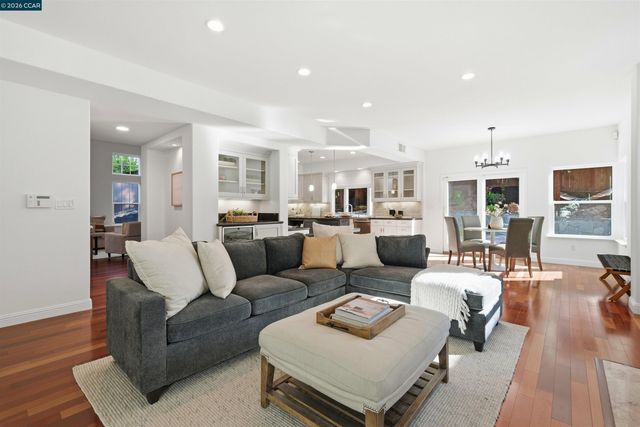 122 Briar Pl, Danville, CA 94526