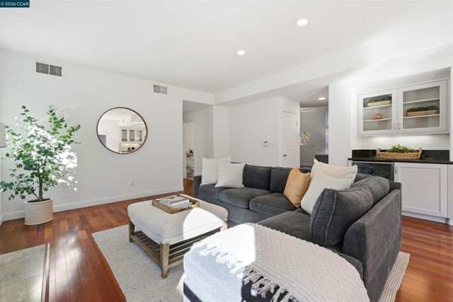 122 Briar Pl, Danville, CA 94526