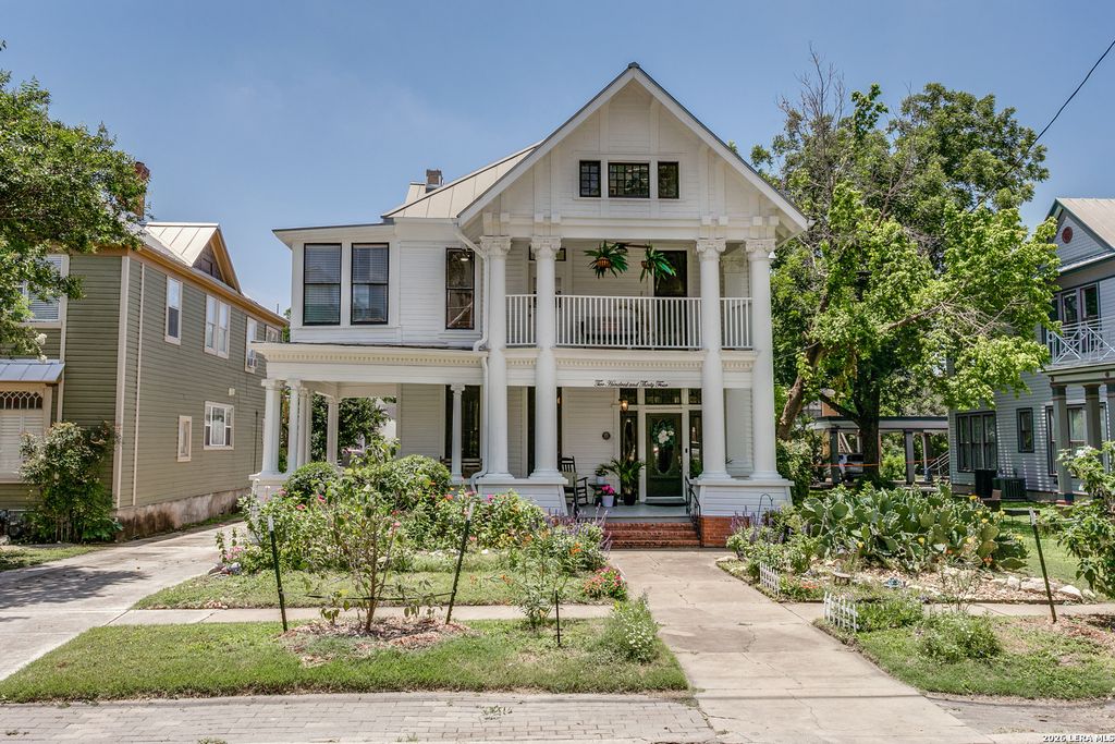234 W WOODLAWN AVE, San Antonio, TX 78212