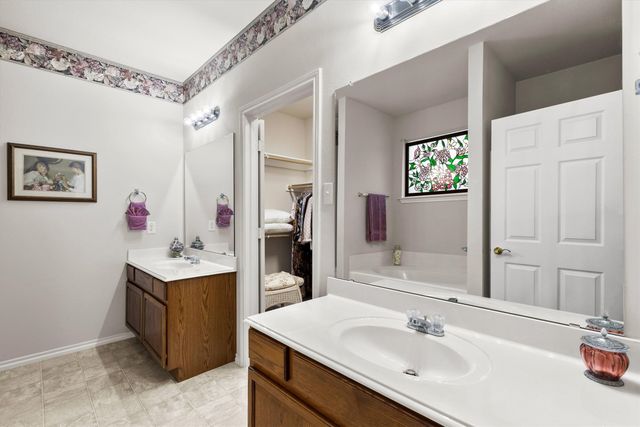 3505 Austin Street, Gainesville, TX 76240
