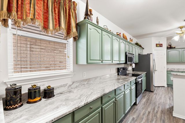 3505 Austin Street, Gainesville, TX 76240