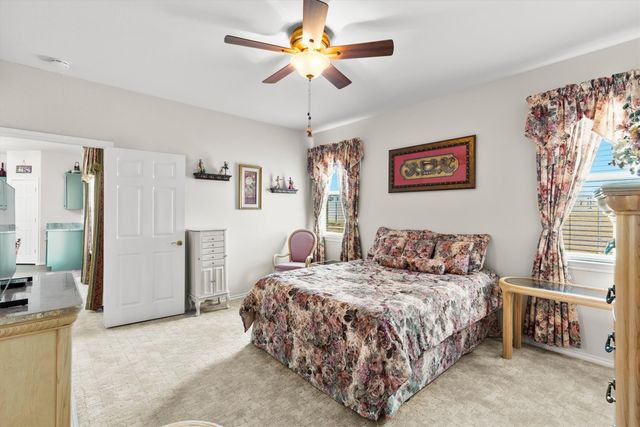 3505 Austin Street, Gainesville, TX 76240