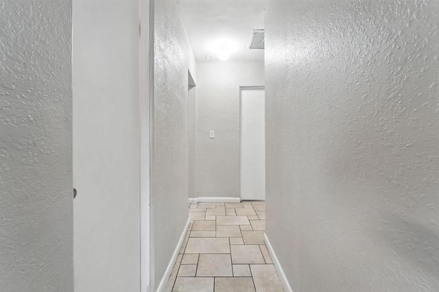 620 NE 57th Street, Fort Lauderdale, FL 33334