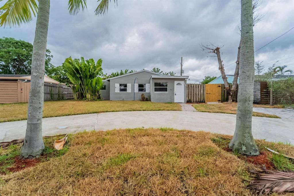 620 NE 57th Street, Fort Lauderdale, FL 33334