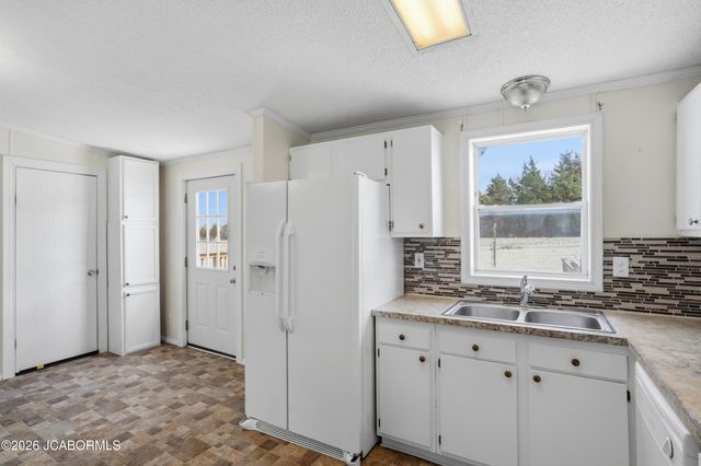 11130 SHERRY DRIVE, Holts Summit, MO 65043