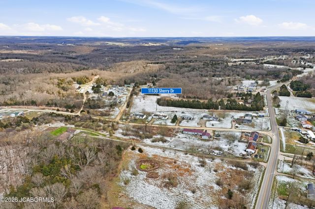 11130 SHERRY DRIVE, Holts Summit, MO 65043