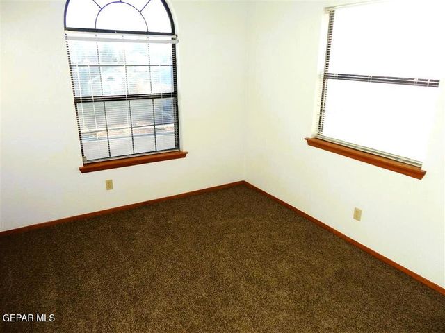 7205 Night Hawk Drive, El Paso, TX 79912
