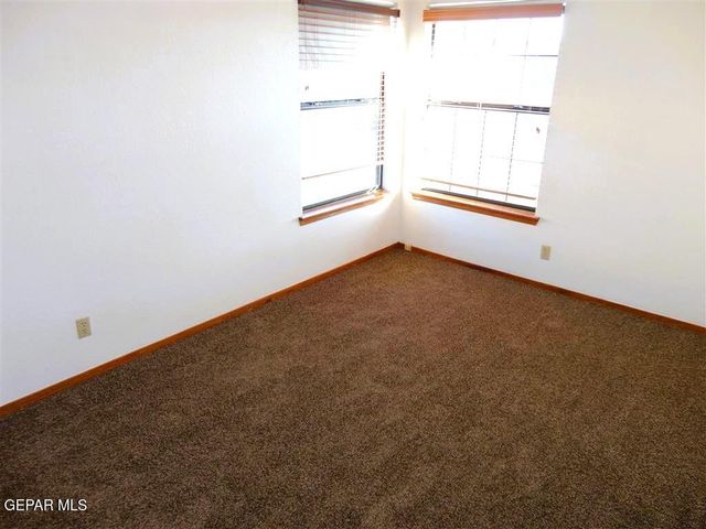 7205 Night Hawk Drive, El Paso, TX 79912